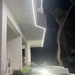 Mane * Sarandë