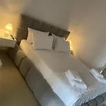 Mane * Sarandë