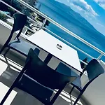 Mane Hotel