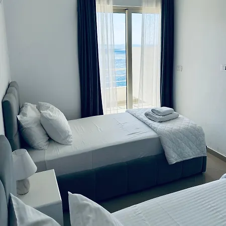 Mane * Sarandë