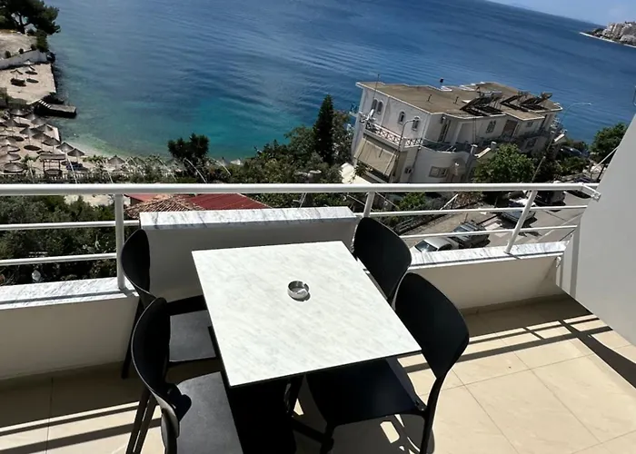 Mane Otel Saranda
