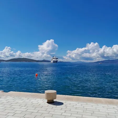 Ξενοδοχείο Mane *