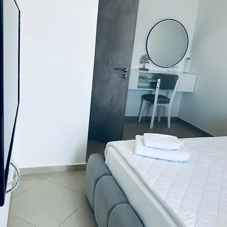 Mane * Σαράντα